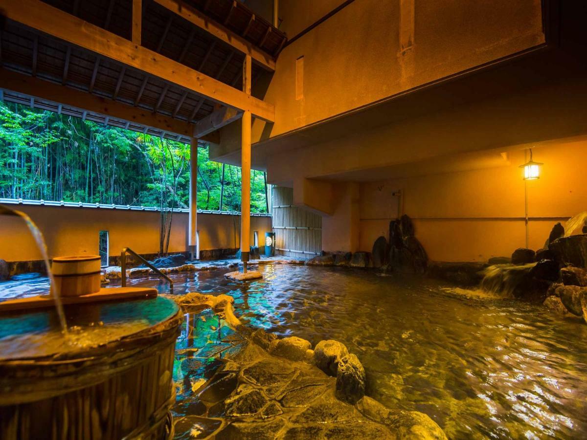 Yumoto Sakakibarakan Tsu Buitenkant foto